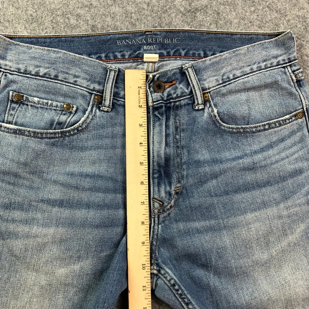 Banana Republic Mens Jeans 30x30 (fits 32x30) Bootcut Blue Light Wash
